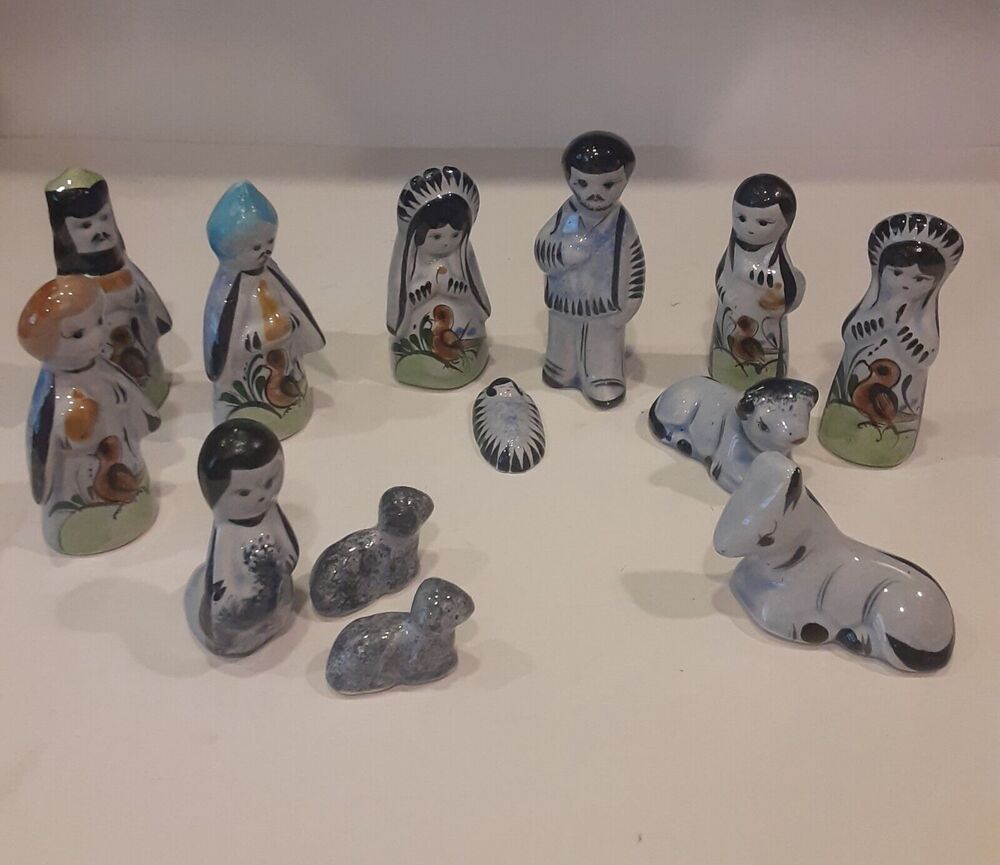 Vintage Mexican Tonala Style Christmas Nativity Figurines 12pc Charming